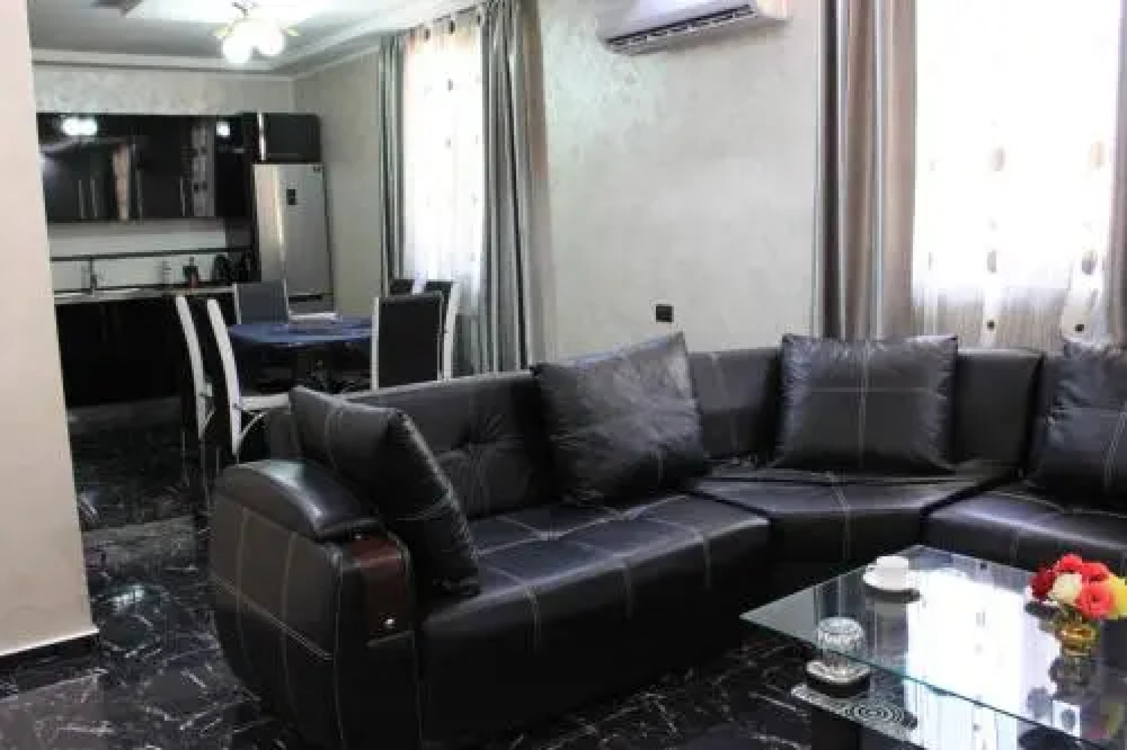 Makos Guest House
