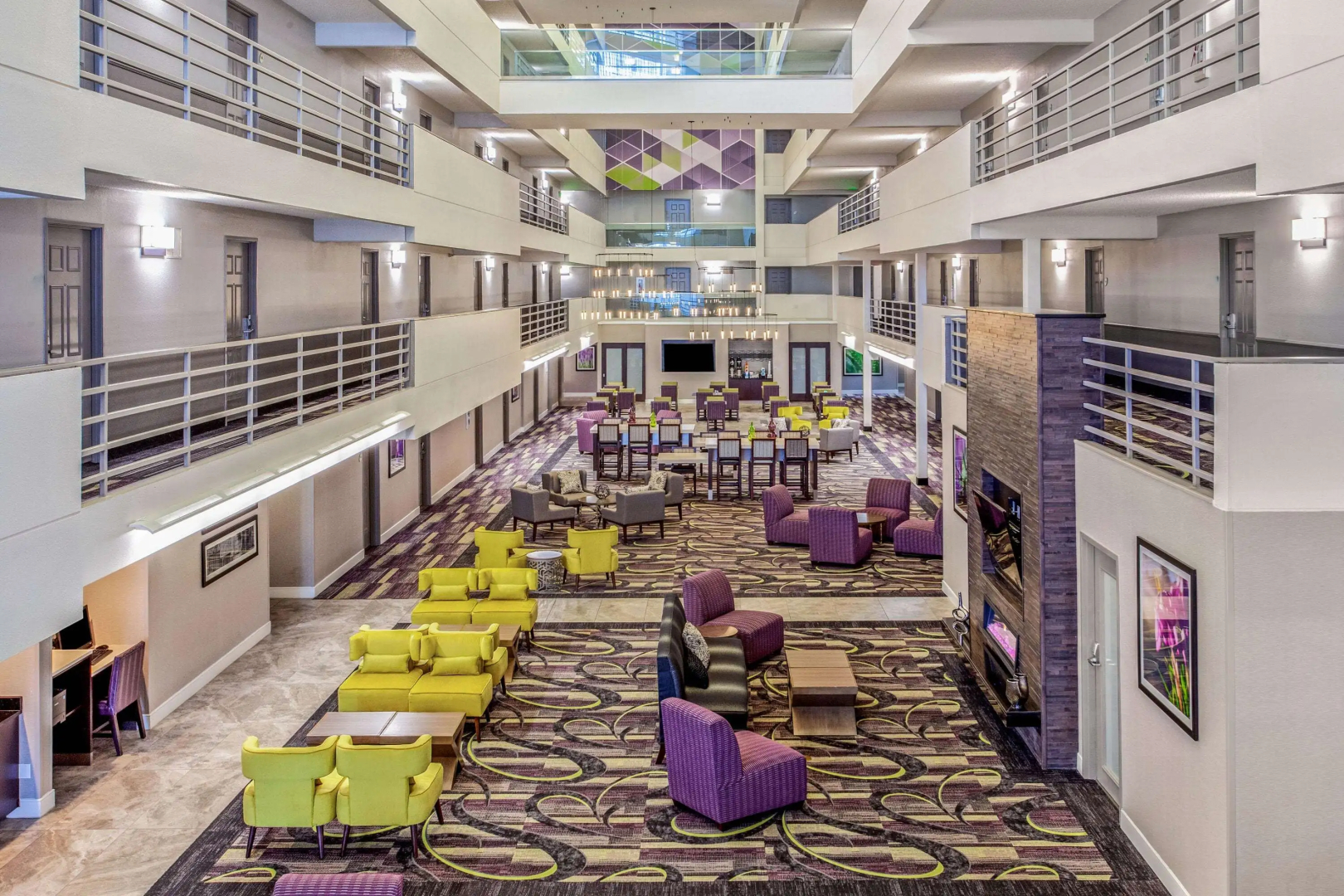 La Quinta Inn & Suites by Wyndham Lubbock West Medical Centr