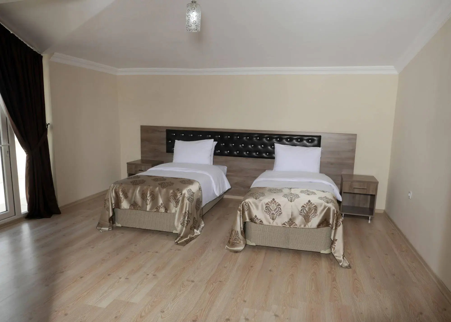 Royal Life Residence