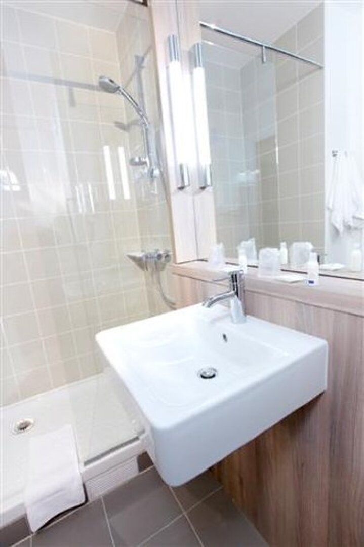 Kyriad Versailles - St-cyr-l'ecole