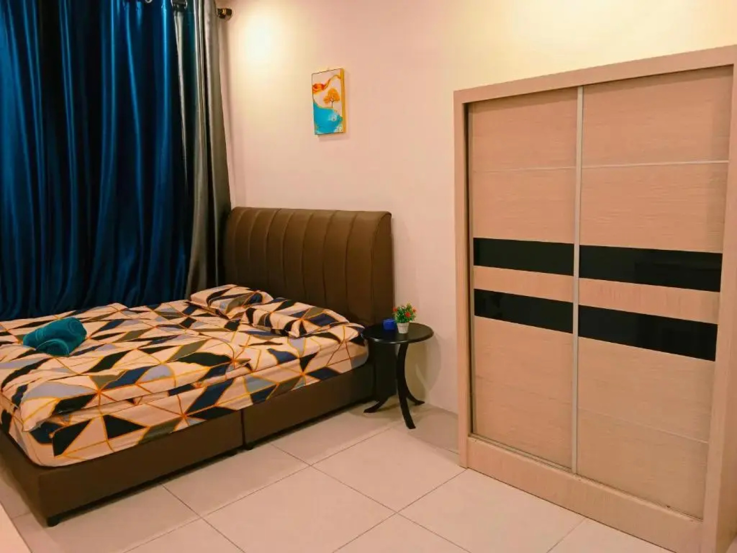 Preferred30 3R2B 7pax Meritus Perai