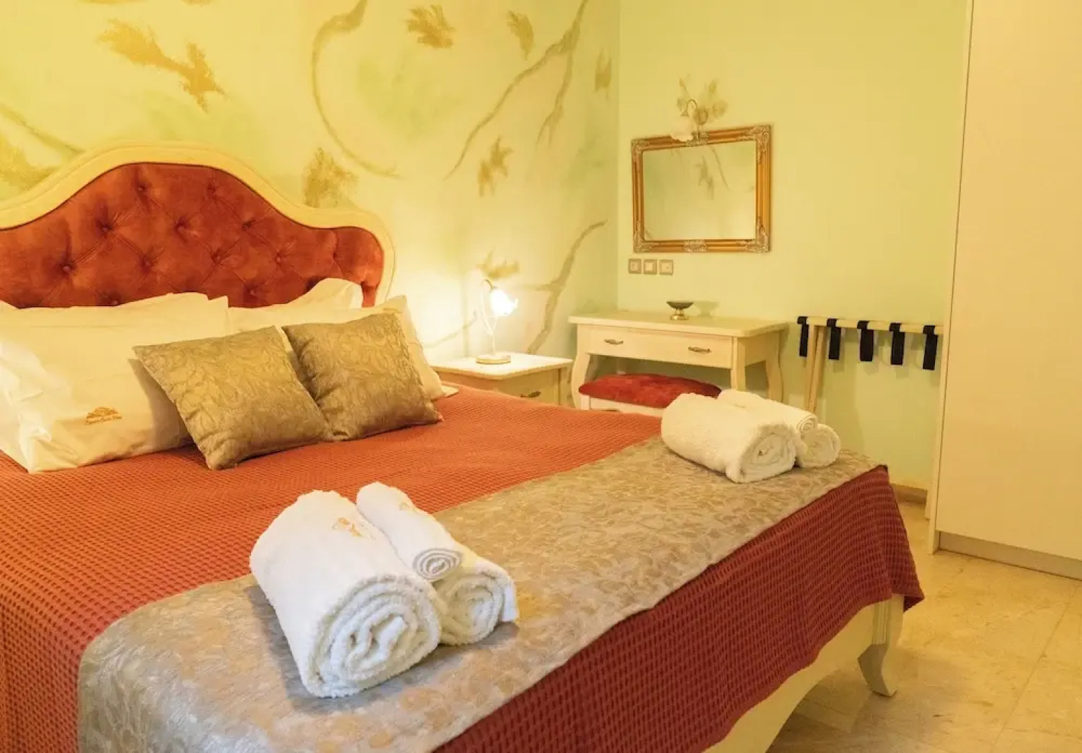 99 Luxury Exotic Villas