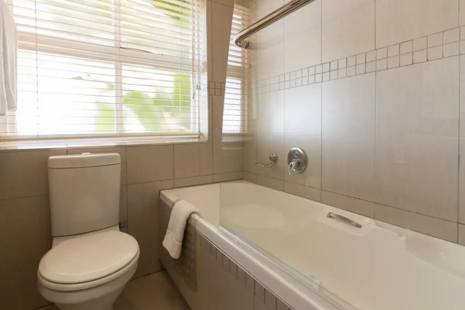 First Group Brookes Hill Suites