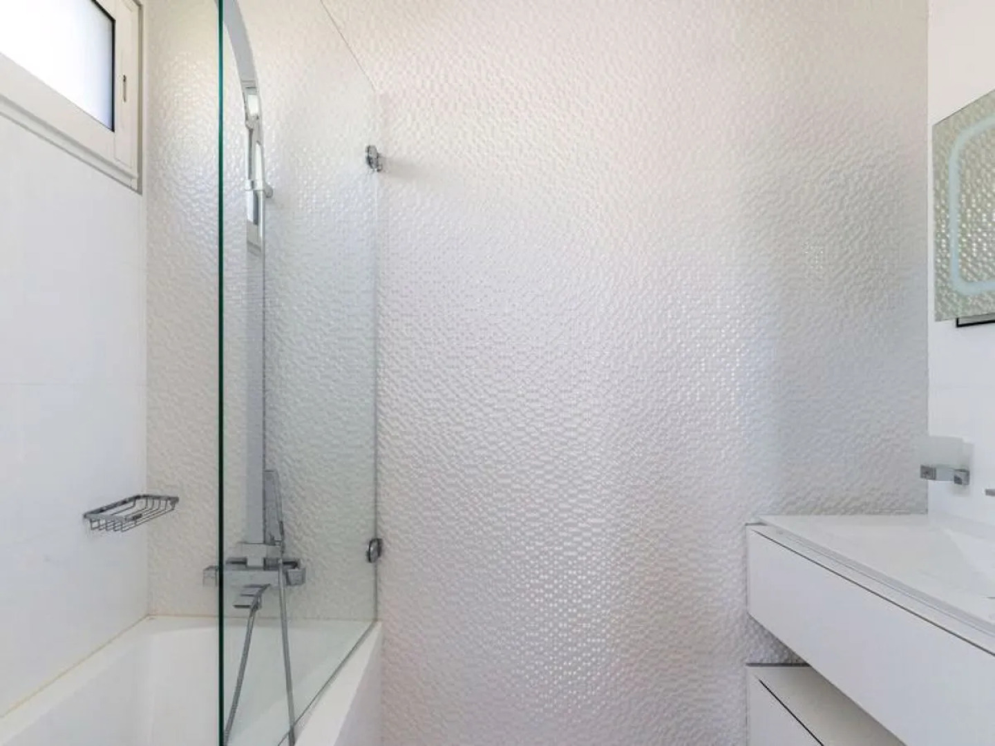 Indigo-Piscine chauffee jusquau 30/10