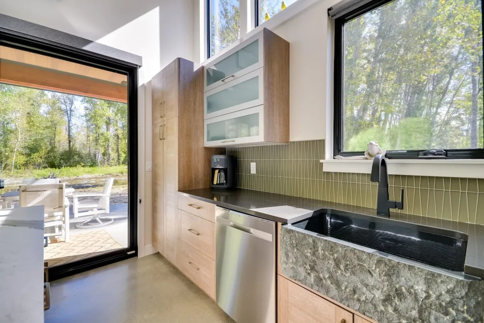 Rock Creek Retreat: Creekside Cabin Near Red Lodge