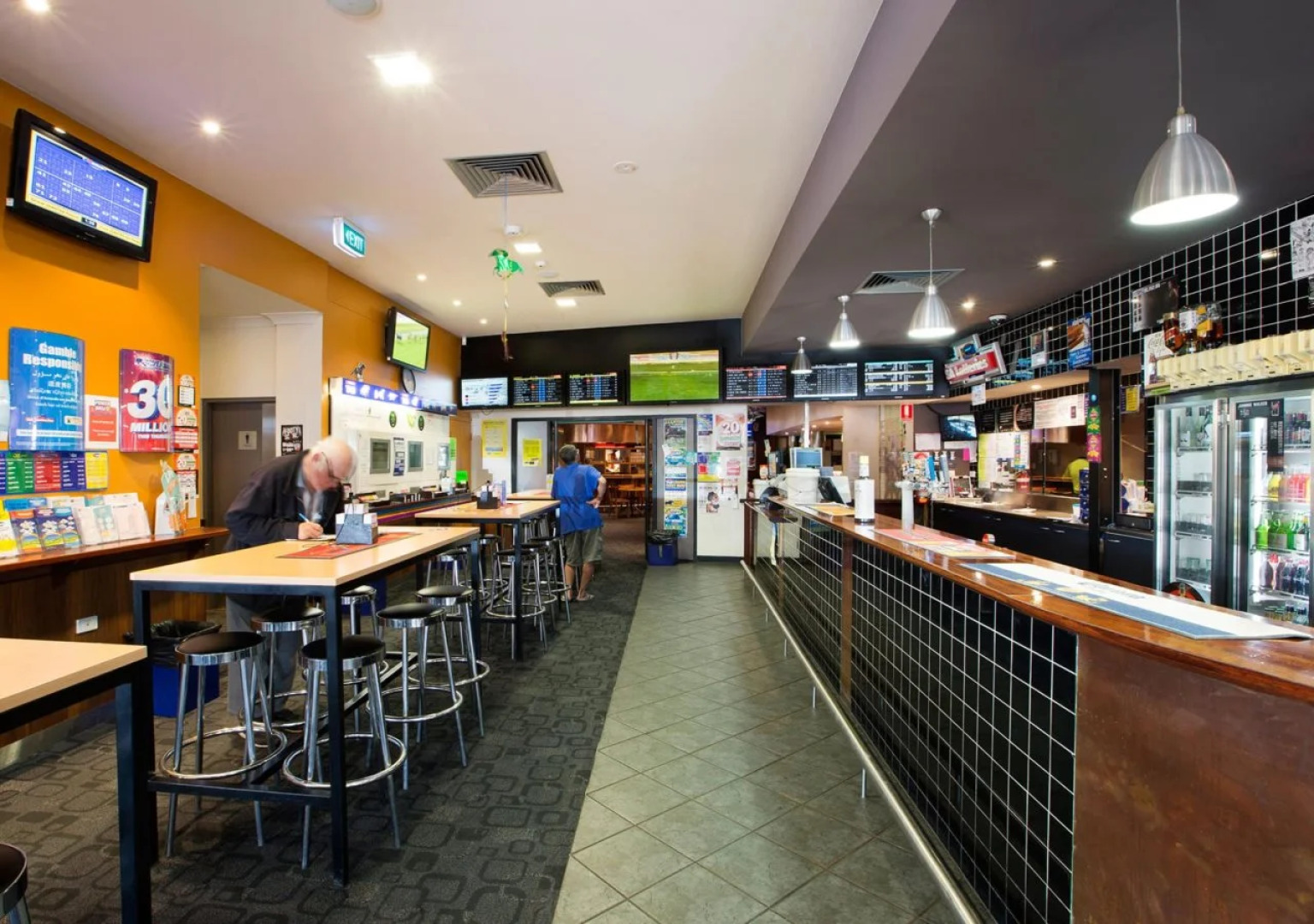 Nightcap at Playford Tavern