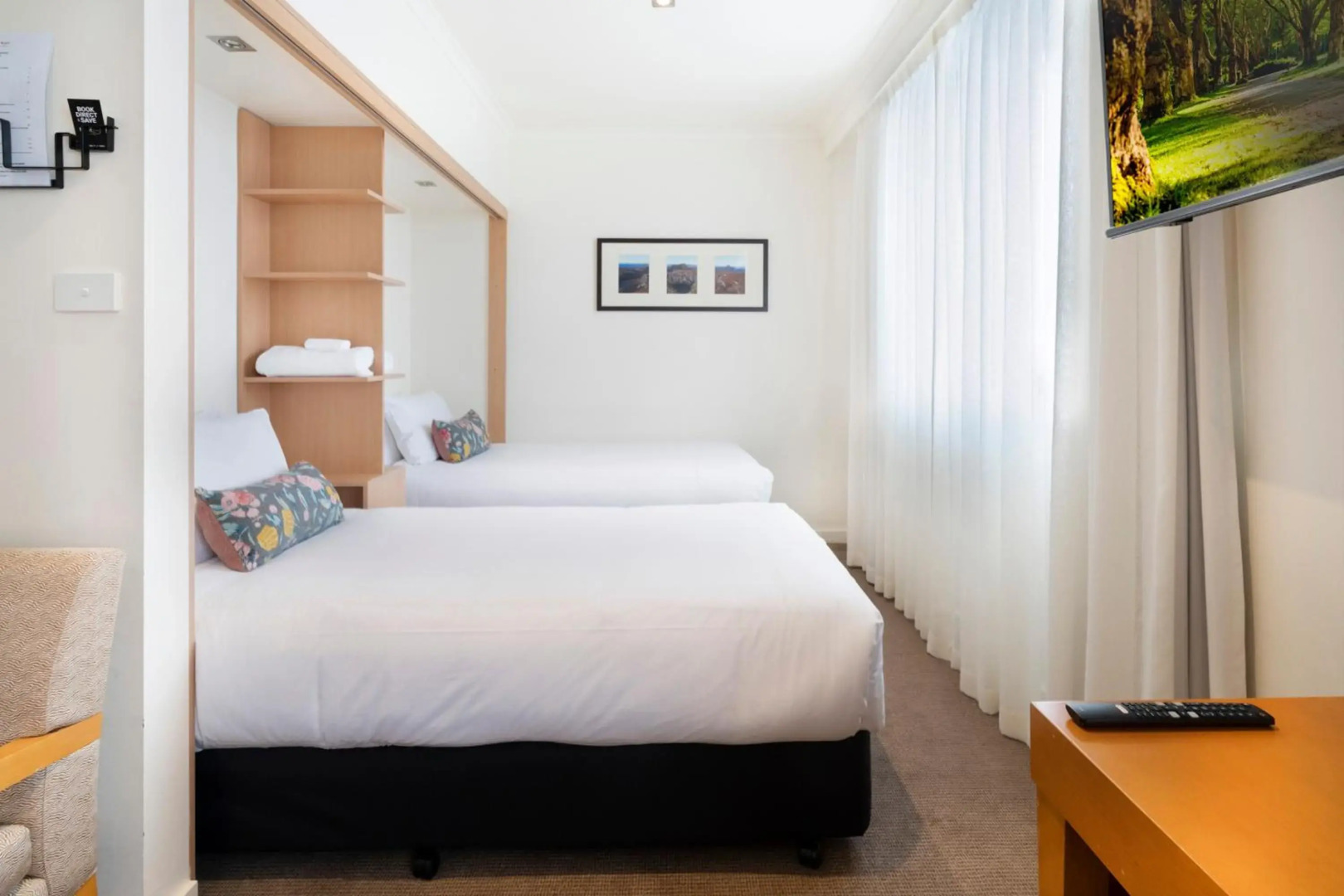 Nightelier Devonport Gateway Hotel