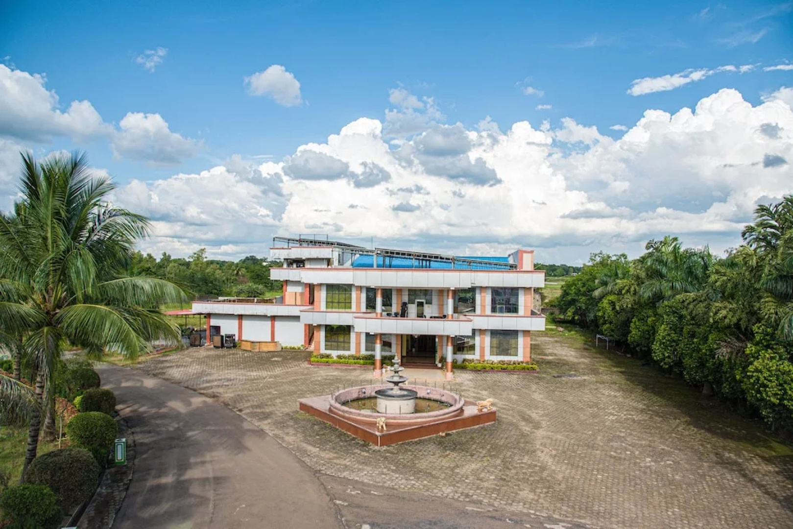 Hotel Ganpati Resort