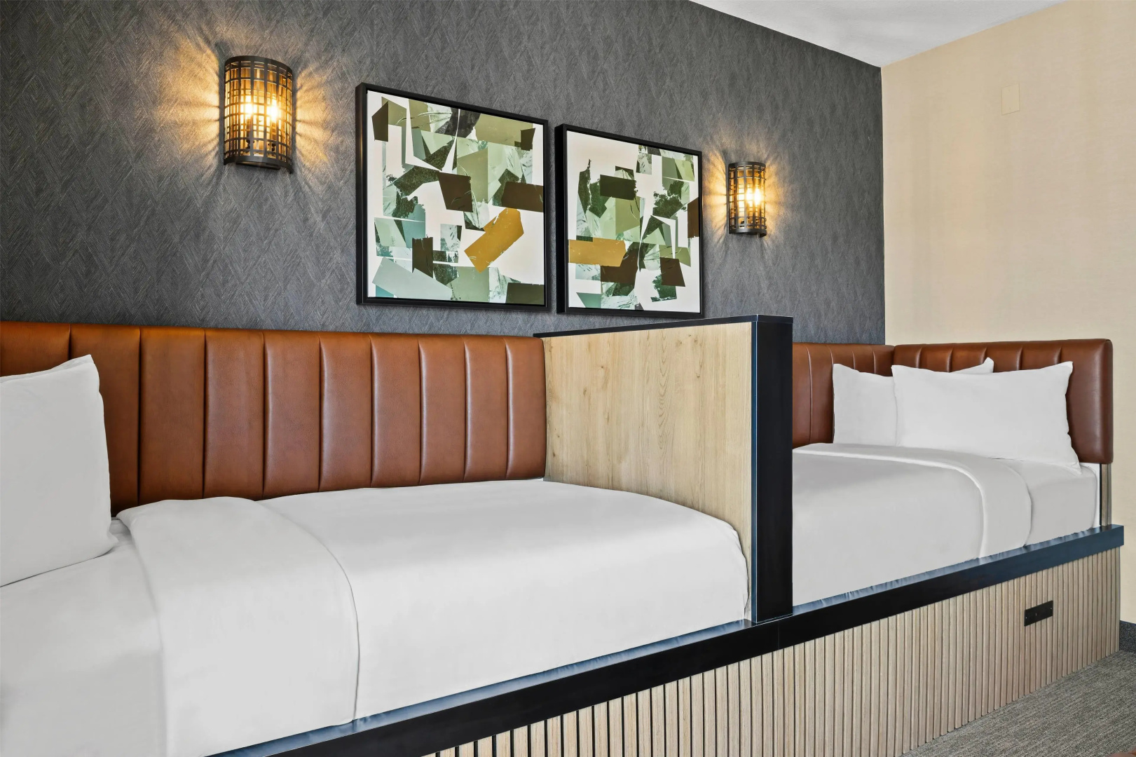 Ramada by Wyndham Drumheller Hotel & Suites