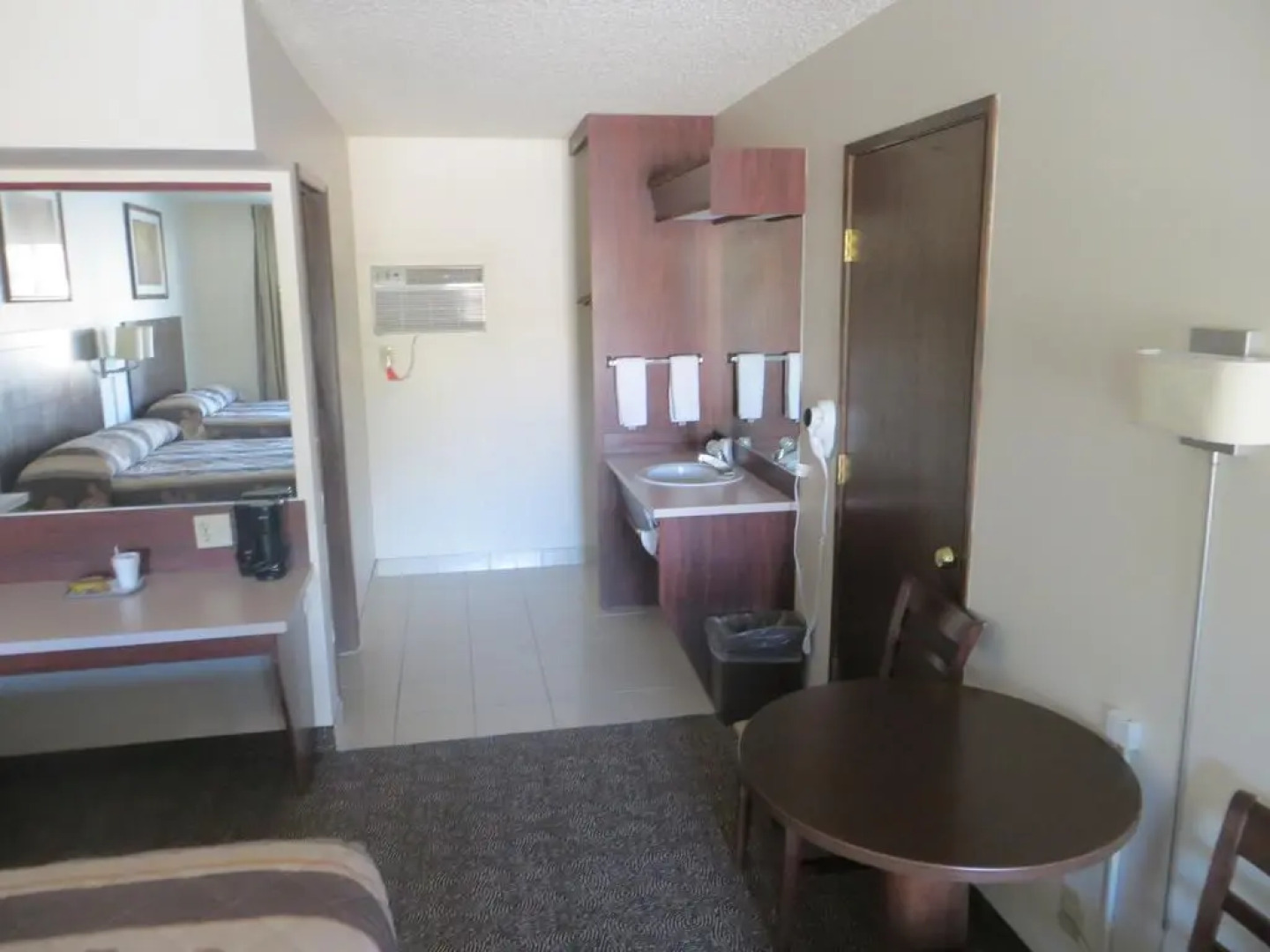 Exchange Club Motel