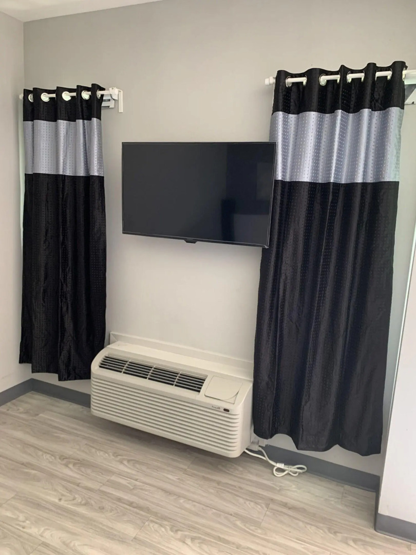 Crystal Inn - Sugar Land