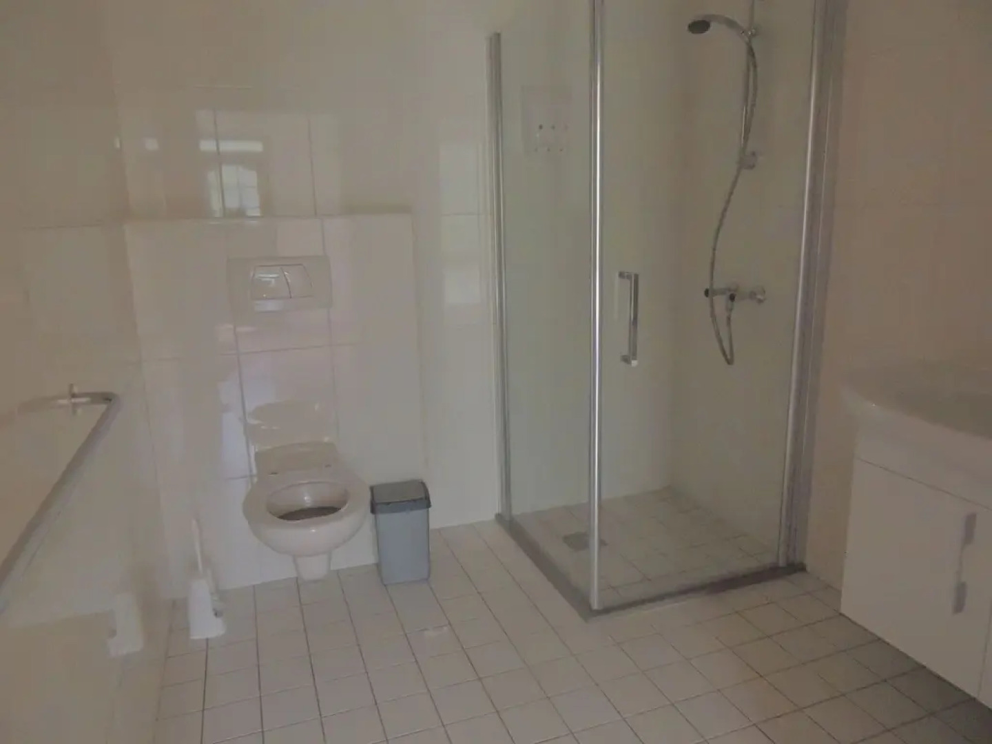 Comfortable House With hot tub