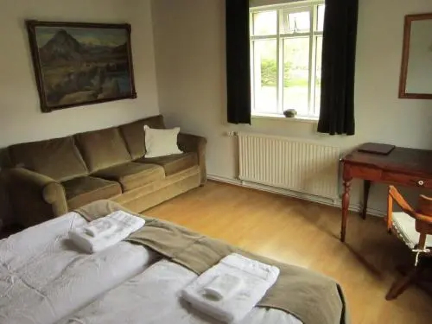 Guesthouse Kirkjubol in Bjarnardalur