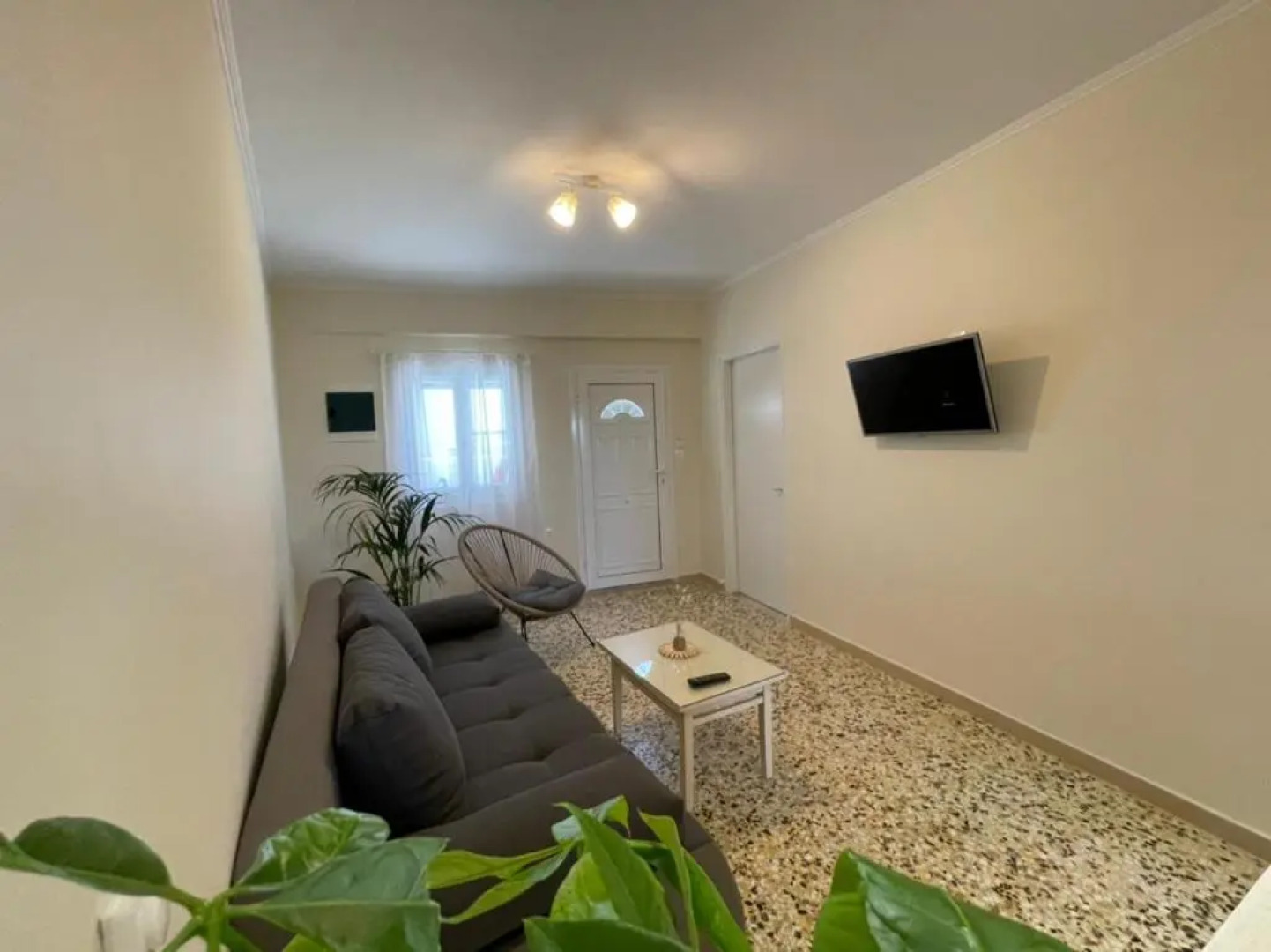 Vatos 2 bedroom apartment