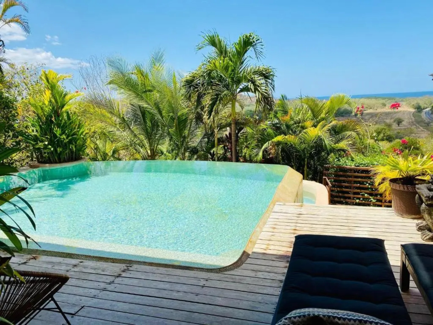 Casa Bahia Sur - Luxury Ocean View 3 Bedroom Home