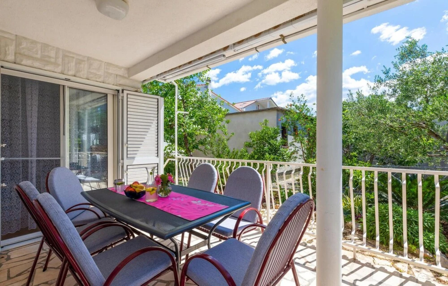 Nice Home in Poljica With Wifi and 2 Bedrooms