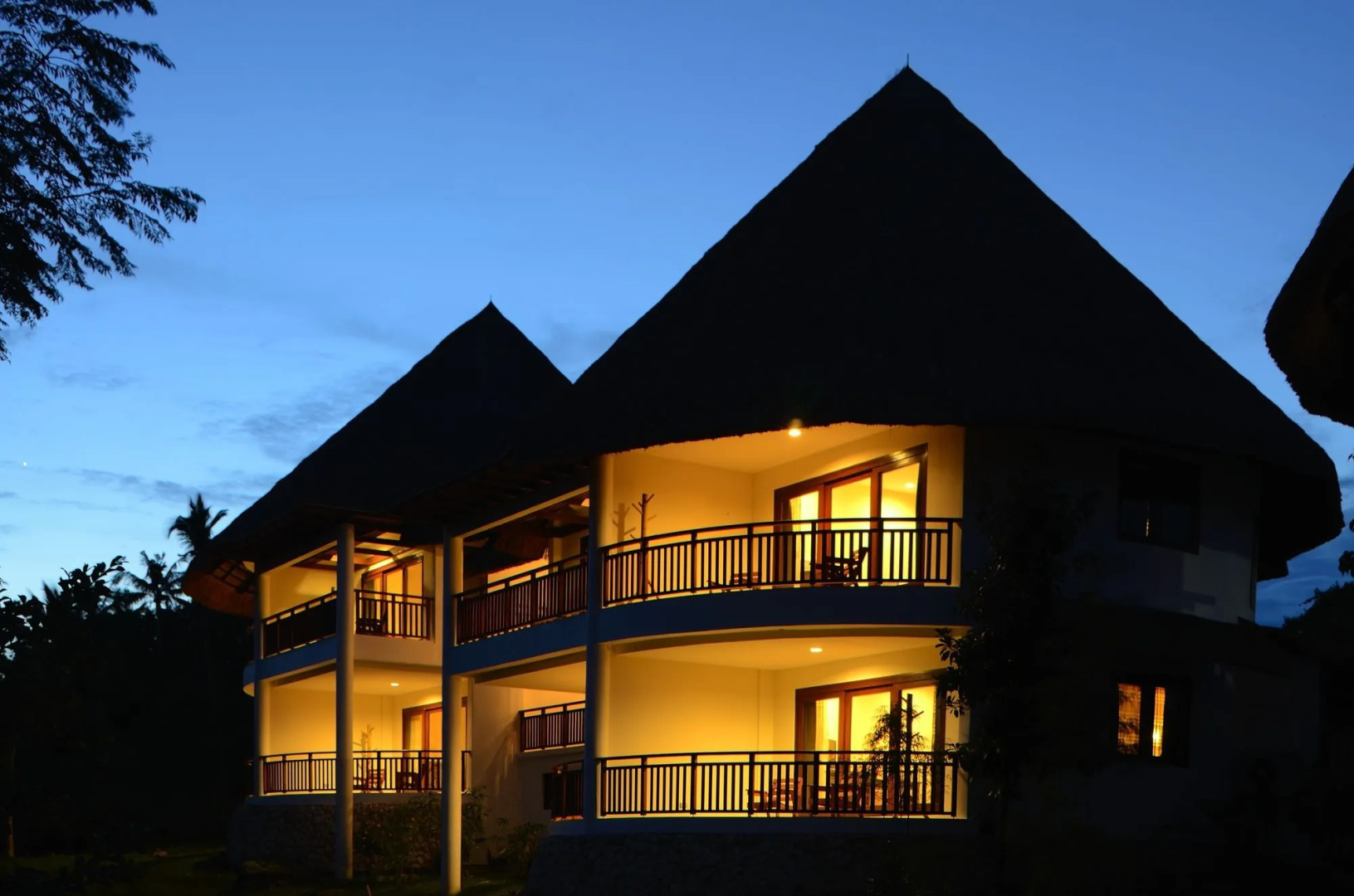 Amun Ini Beach Resort & Spa