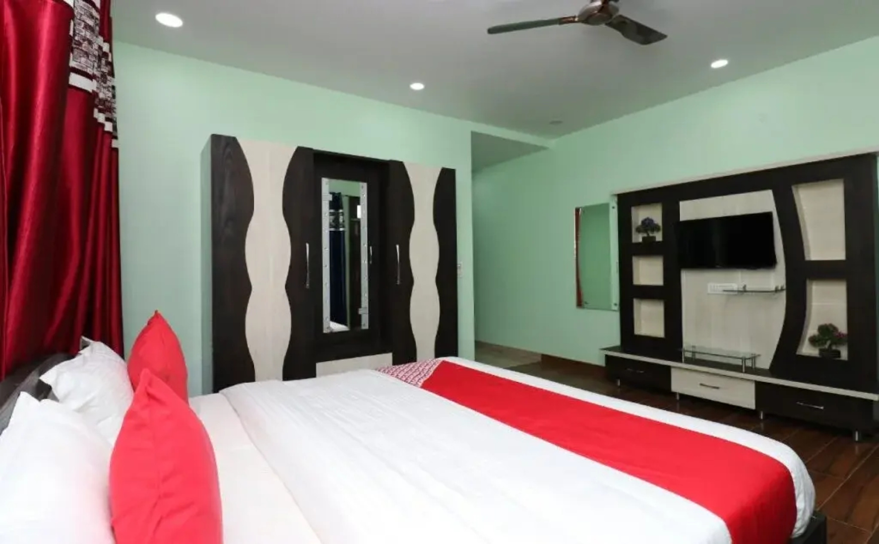 City Tower Hotel By OYO Rooms