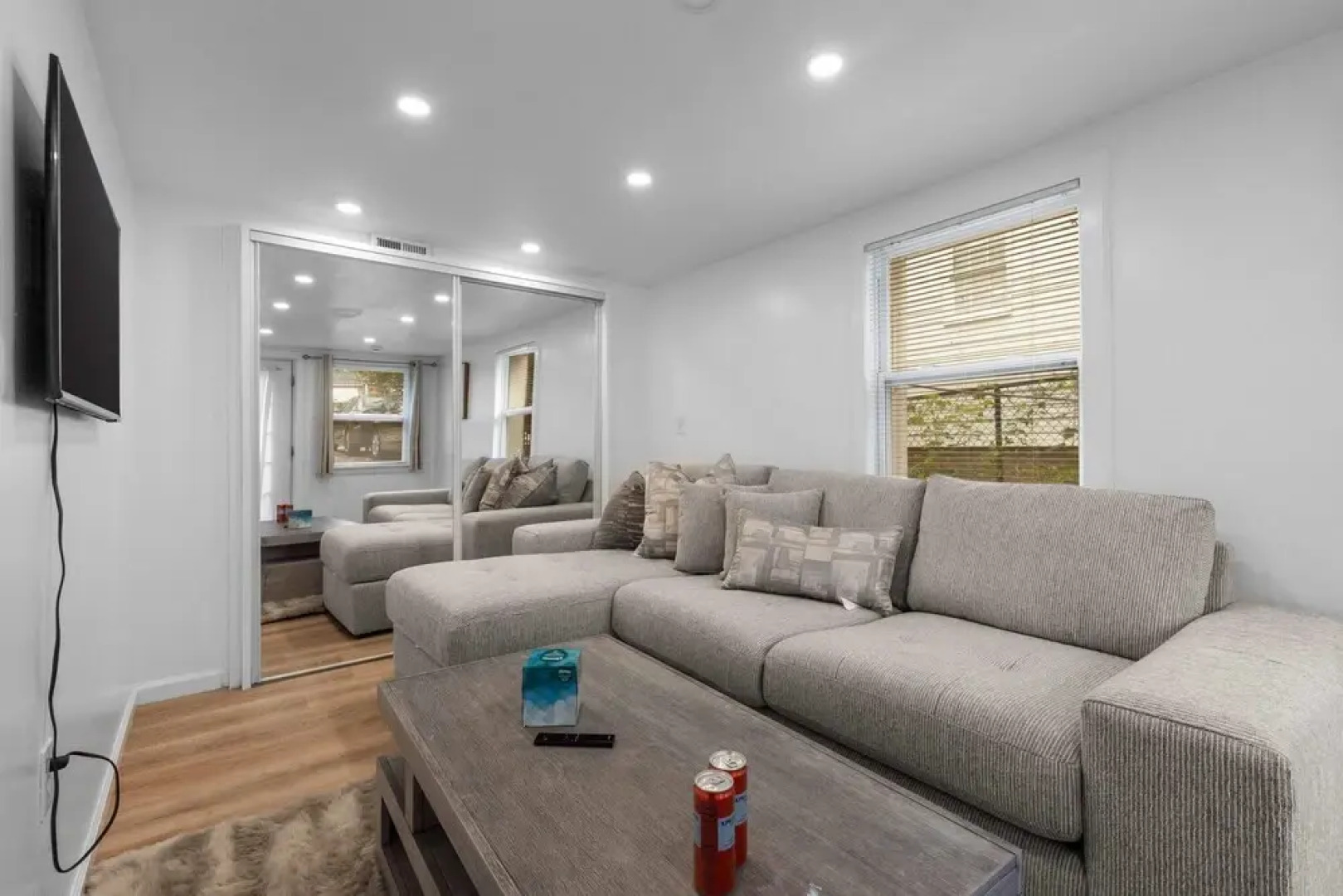 Cozy 1-bedroom Garden Apartment