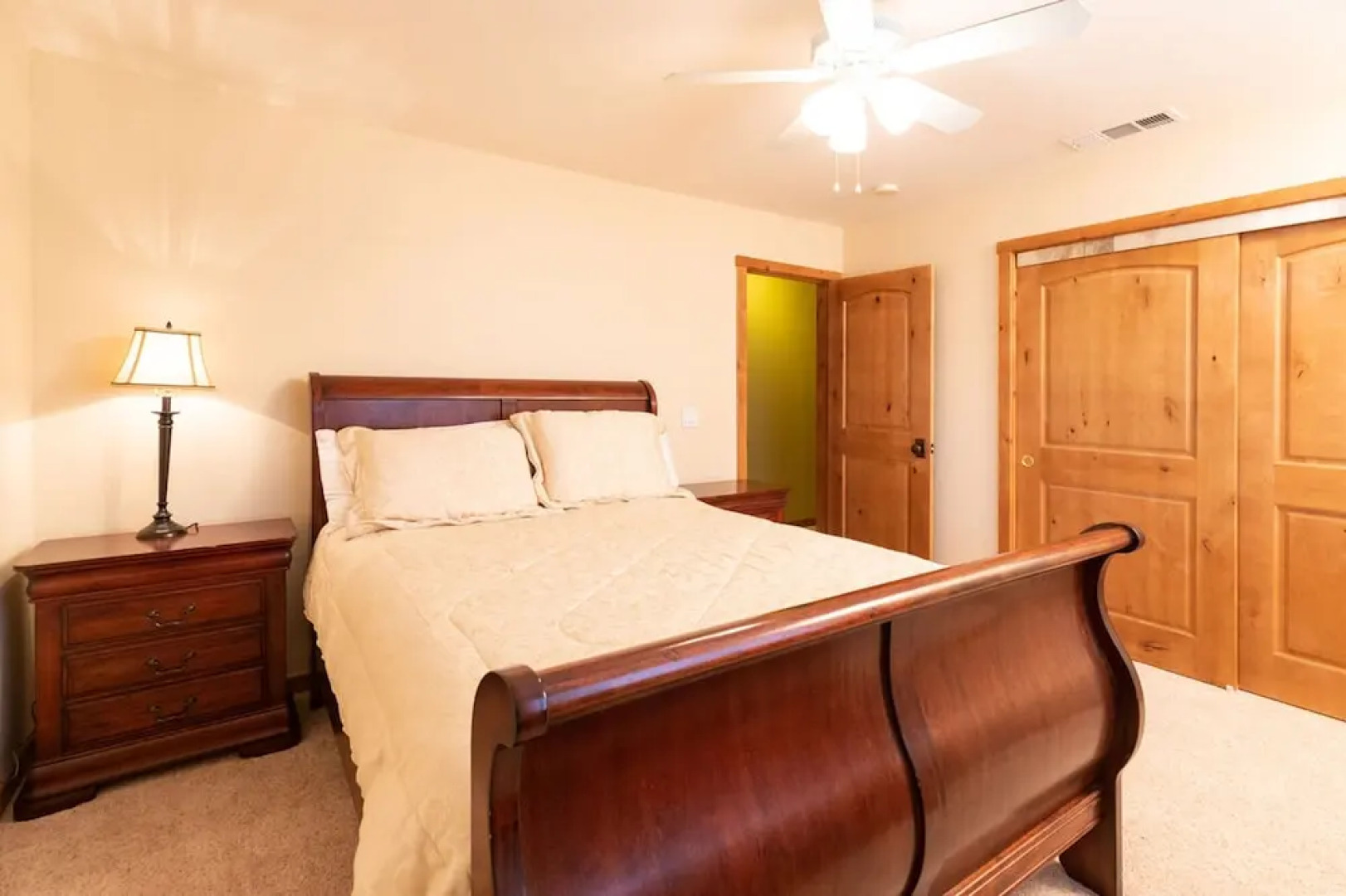 RedAwning Flintridge Inn #1423