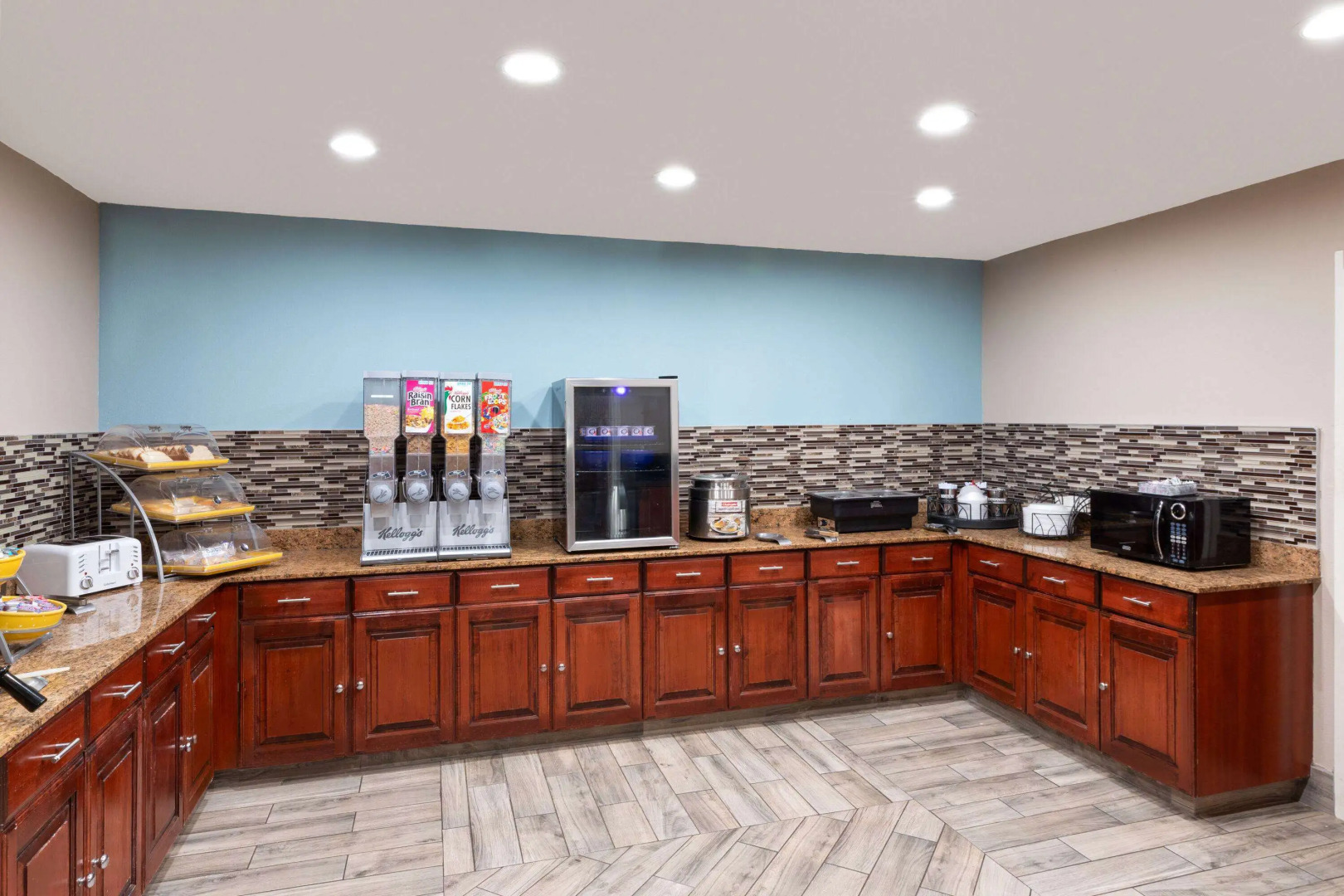 Super 8 by Wyndham Lubbock West