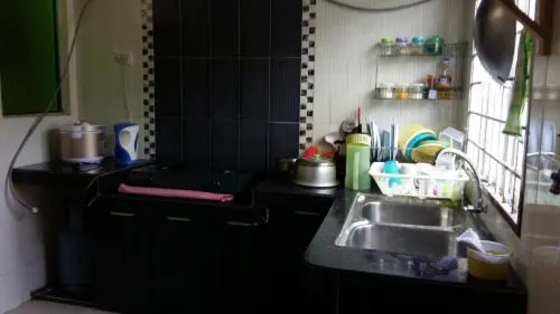 Guest House Dpinggiran