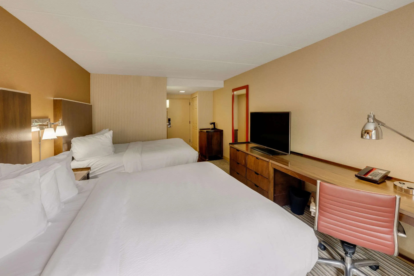 The Crossroads Hotel, Newburgh