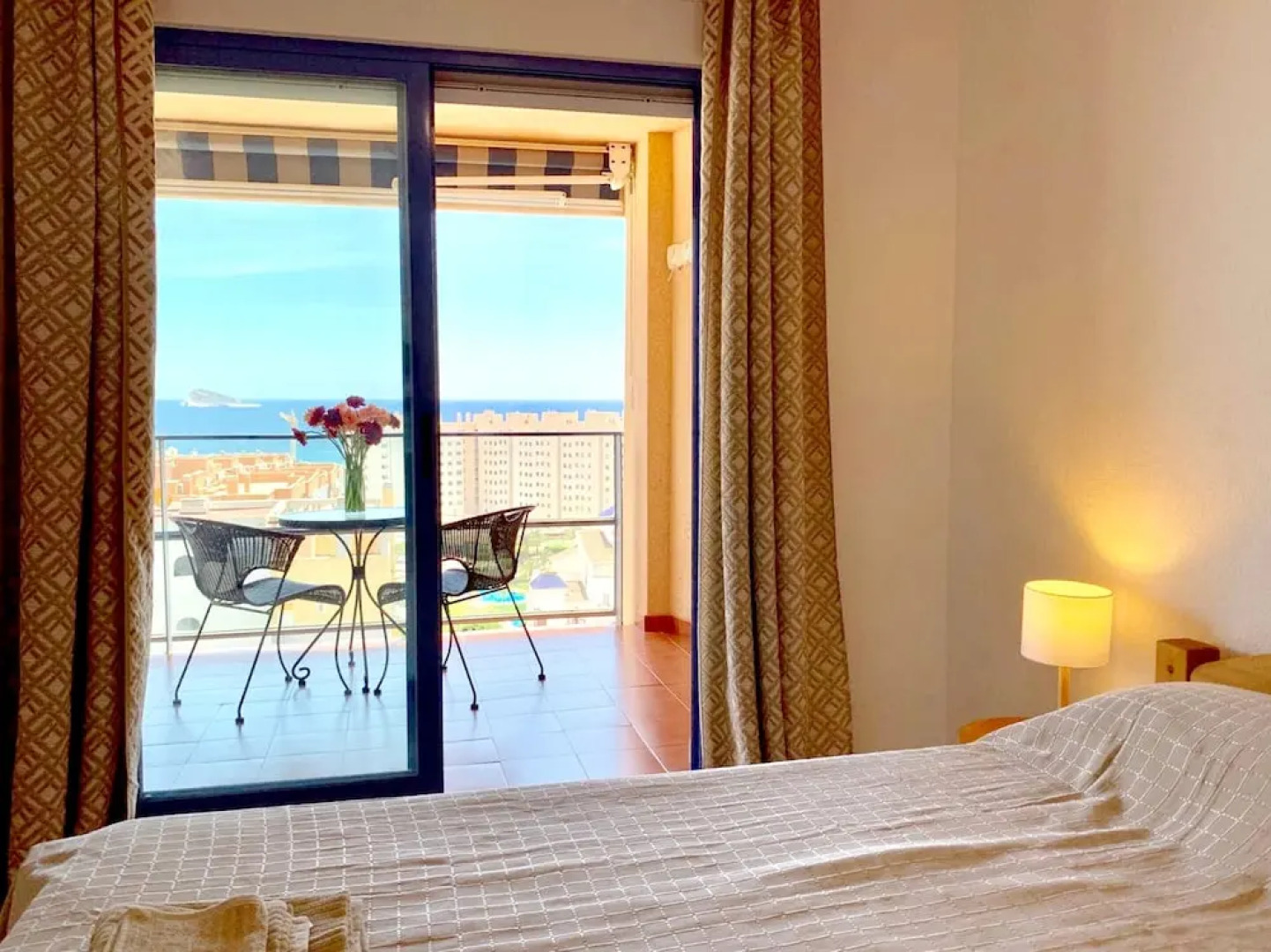 Apartment With one Bedroom in Benidorm, With Wonderful sea View, Shared Pool, Balcony