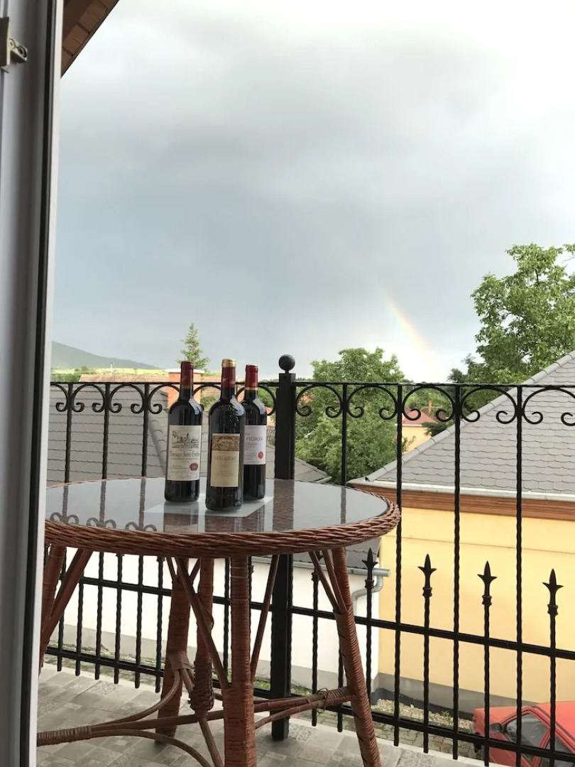 Petit Normandi Bistro  Panzi