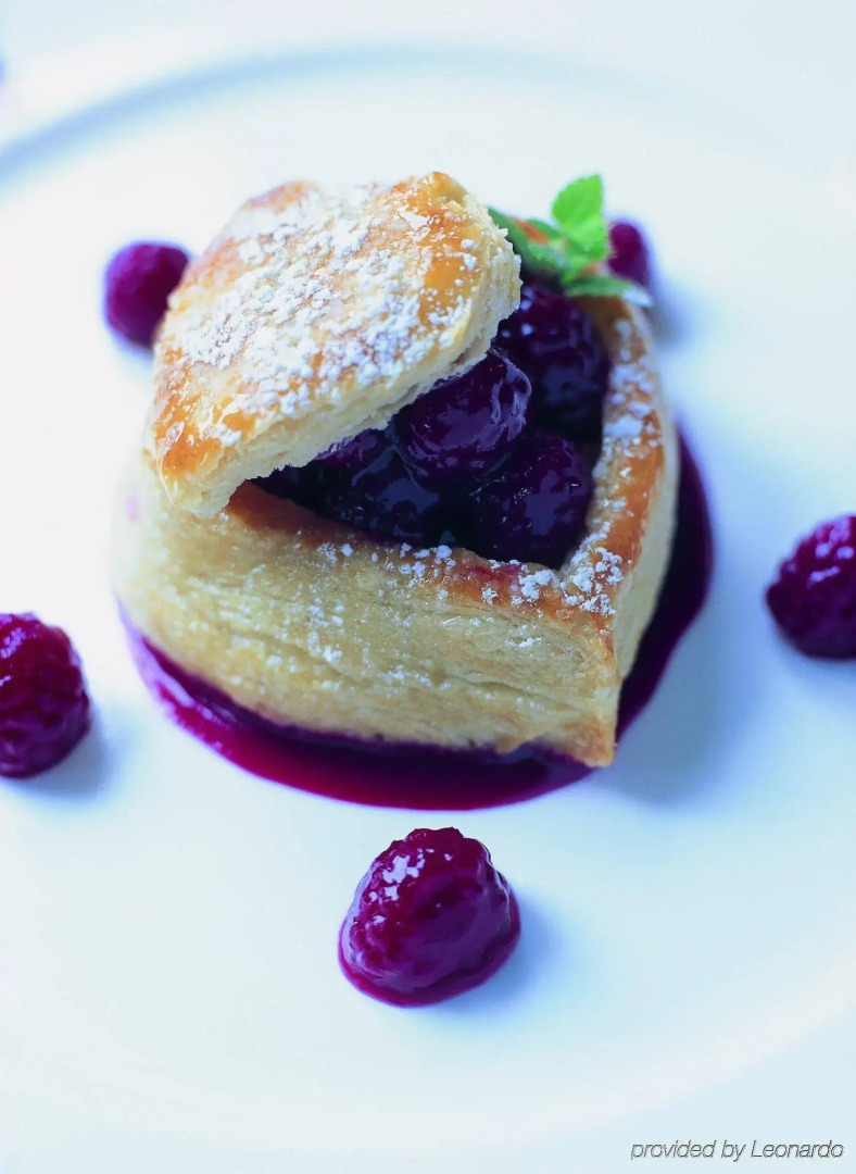 The Lygon Arms - an Iconic Luxury Hotel