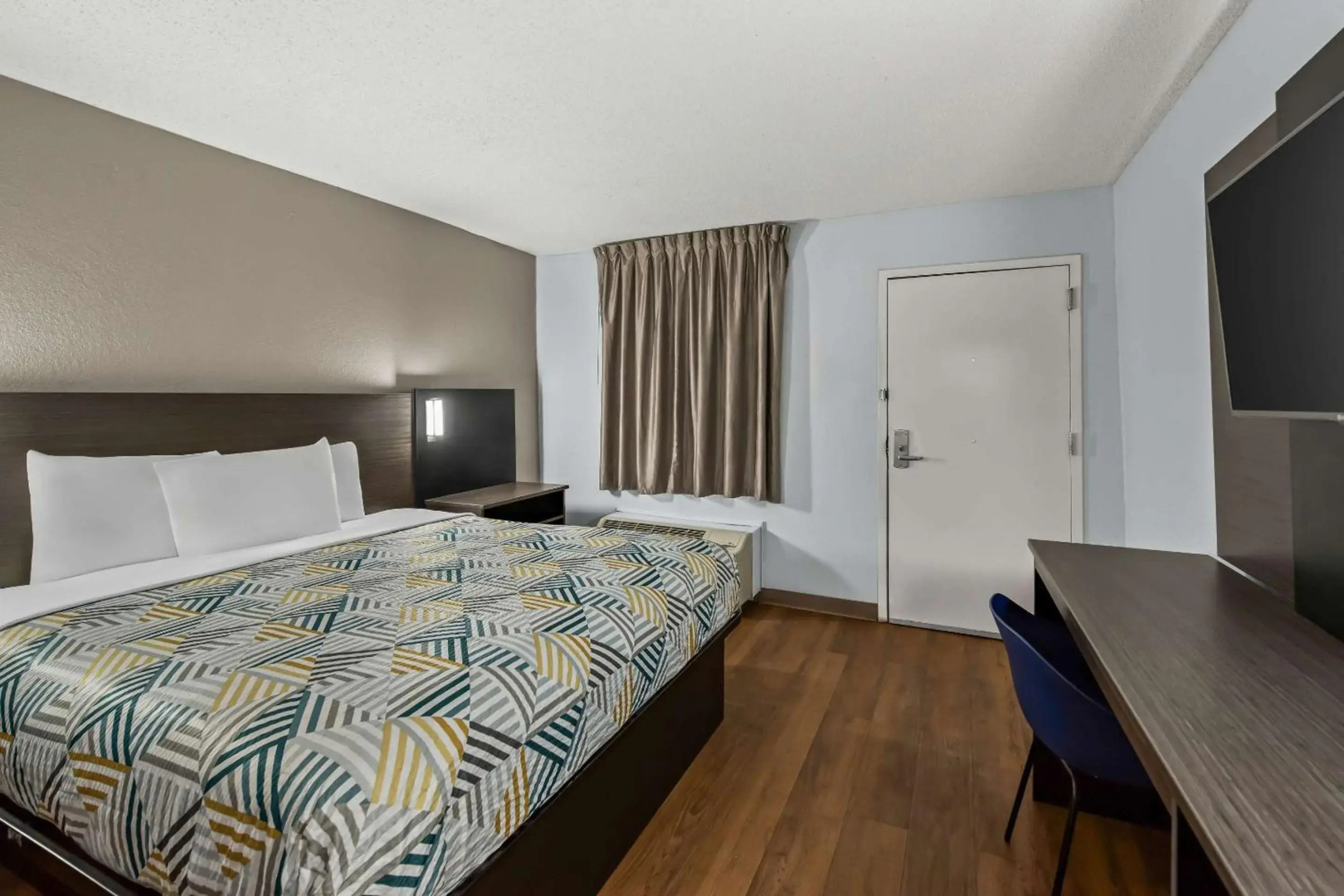 Motel 6 Lester, PA - Philadelphia Airport