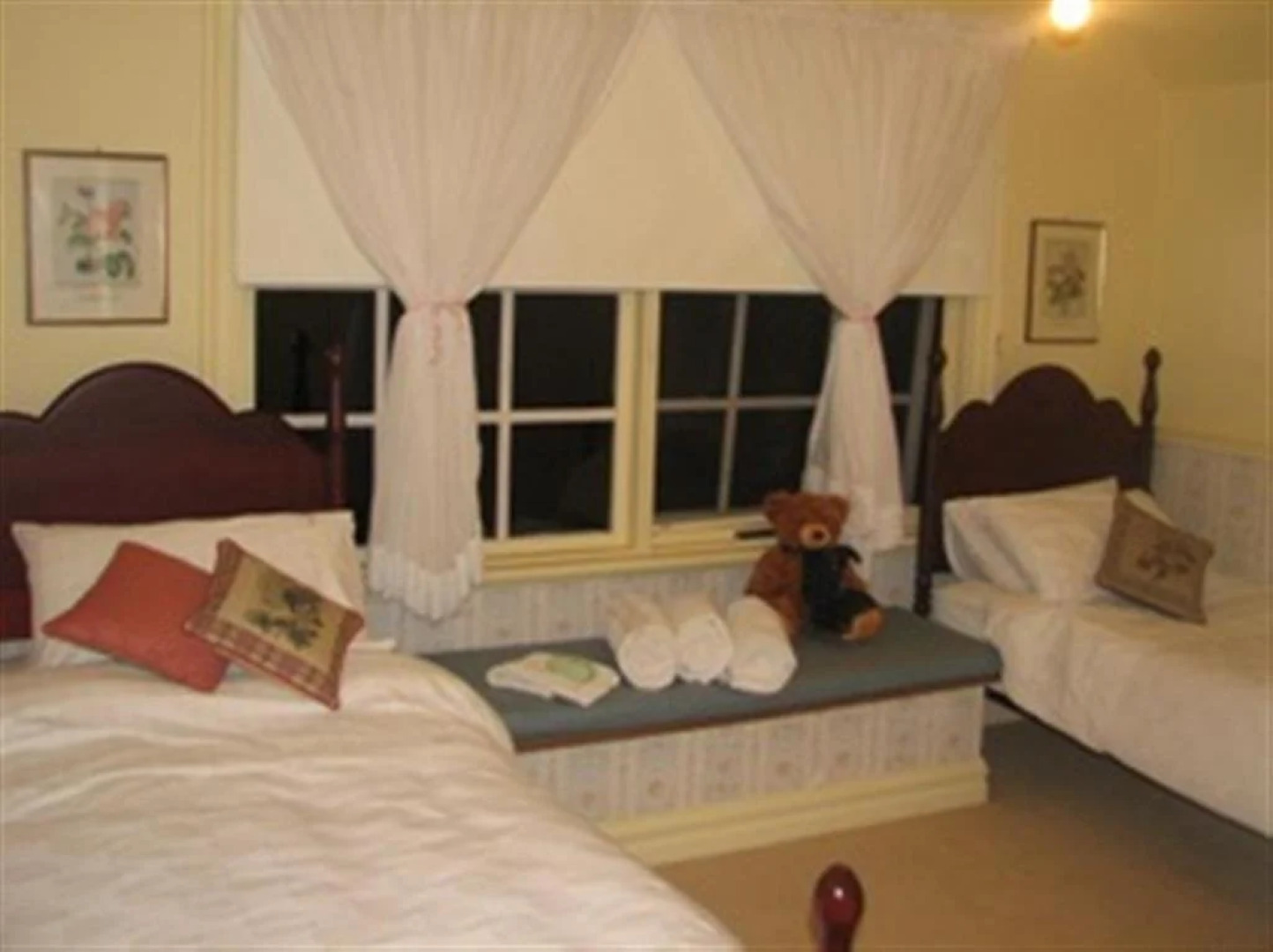 Hawk’s Nest Bed & Breakfast