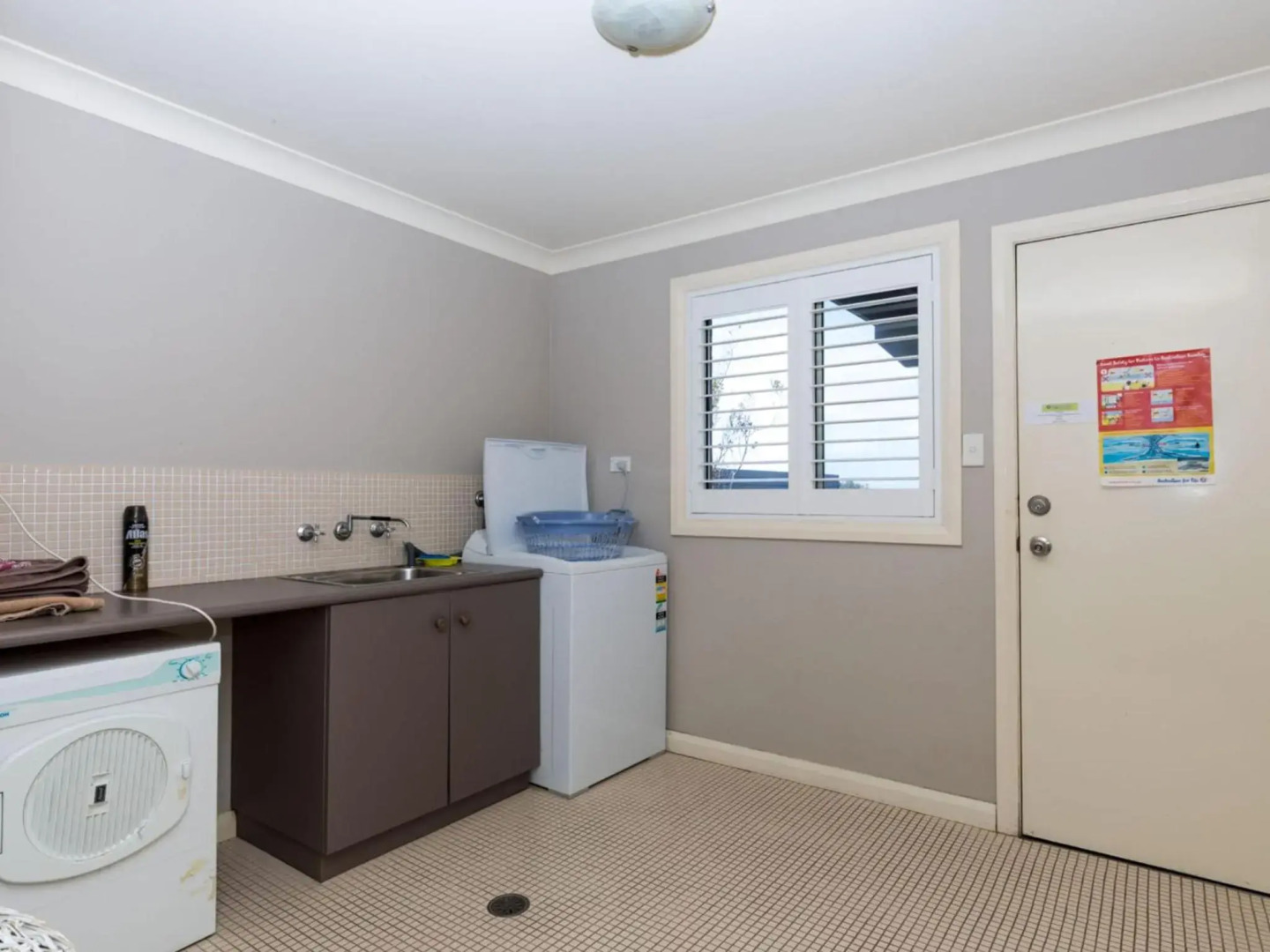 MISTRAL Gerroa 4pm check out Sundays