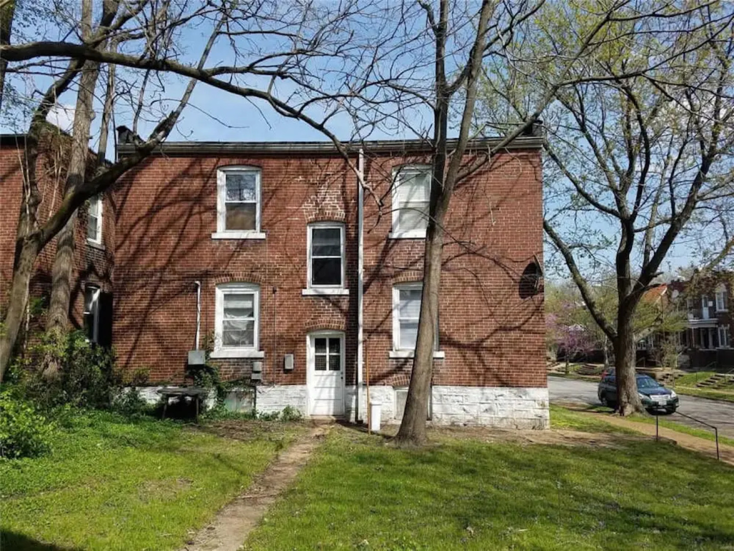 Central Garden Getaways Corp Rentals by NamaStay