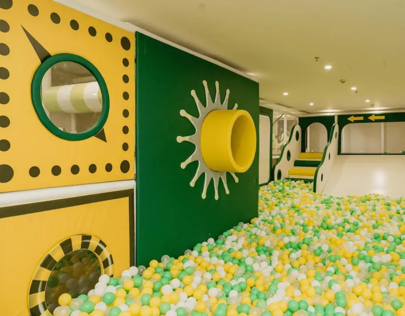 Aquamarine Cam Ranh - By Swandor