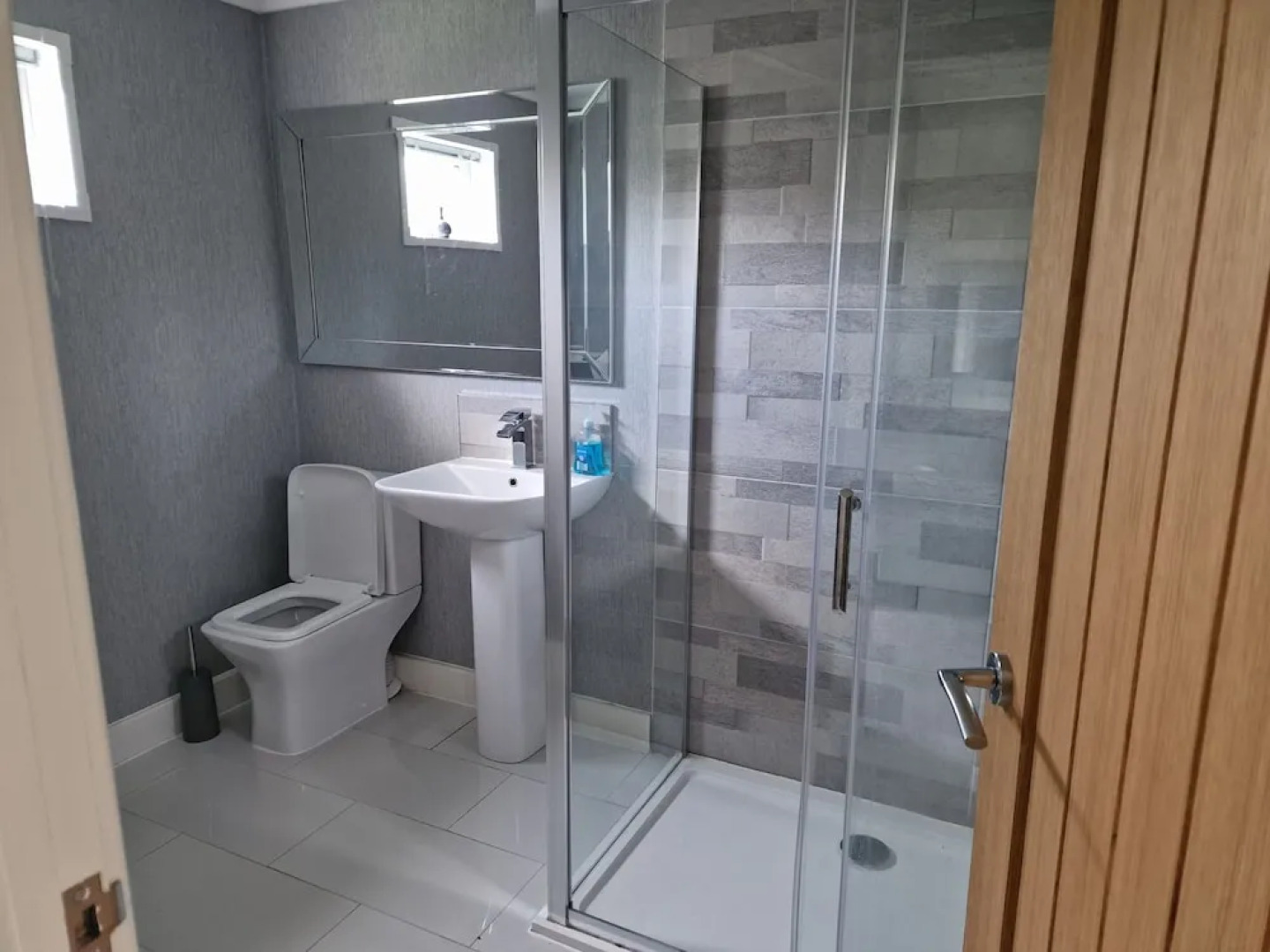 Maple 2 Bedroom Luxury Lodge in Mid Wales