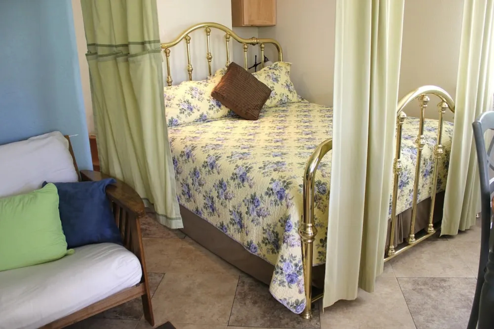 Sandra D's Country Guest House