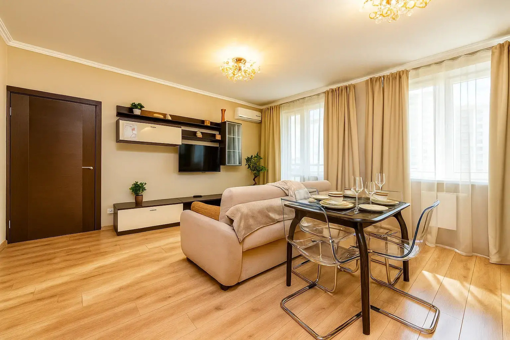 RusHouse (РусХаус) на улице Алексея Козина 3А