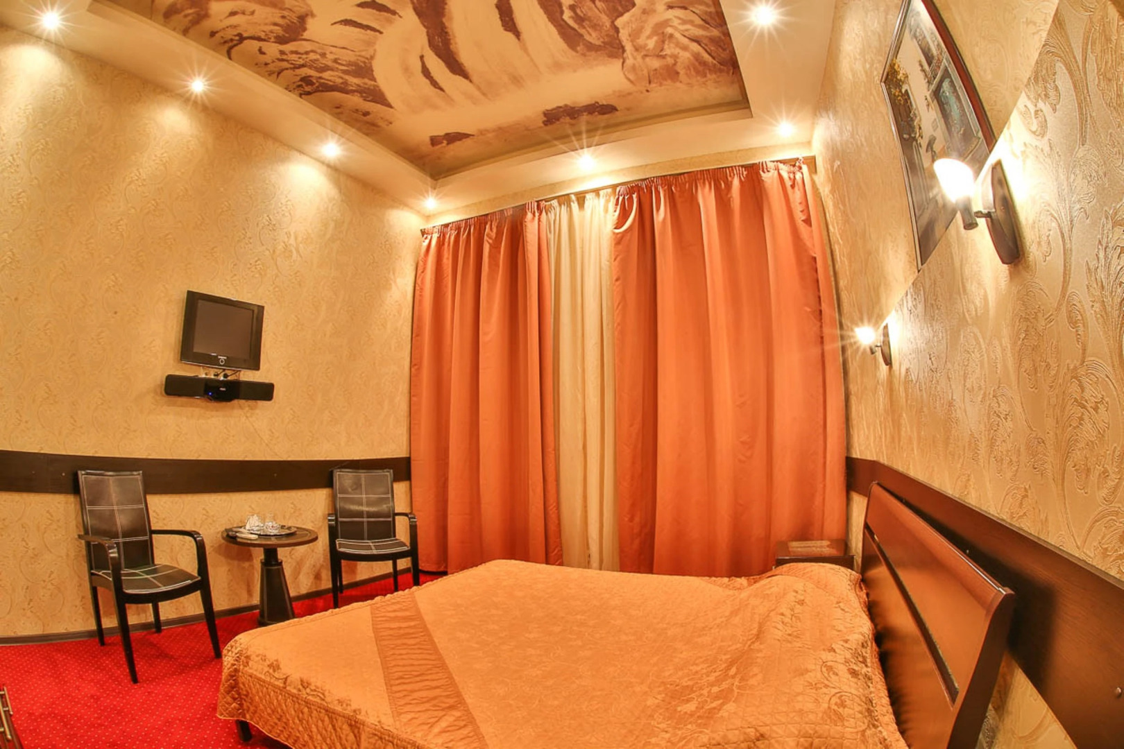 «Алекс Отель» на Марата, 73