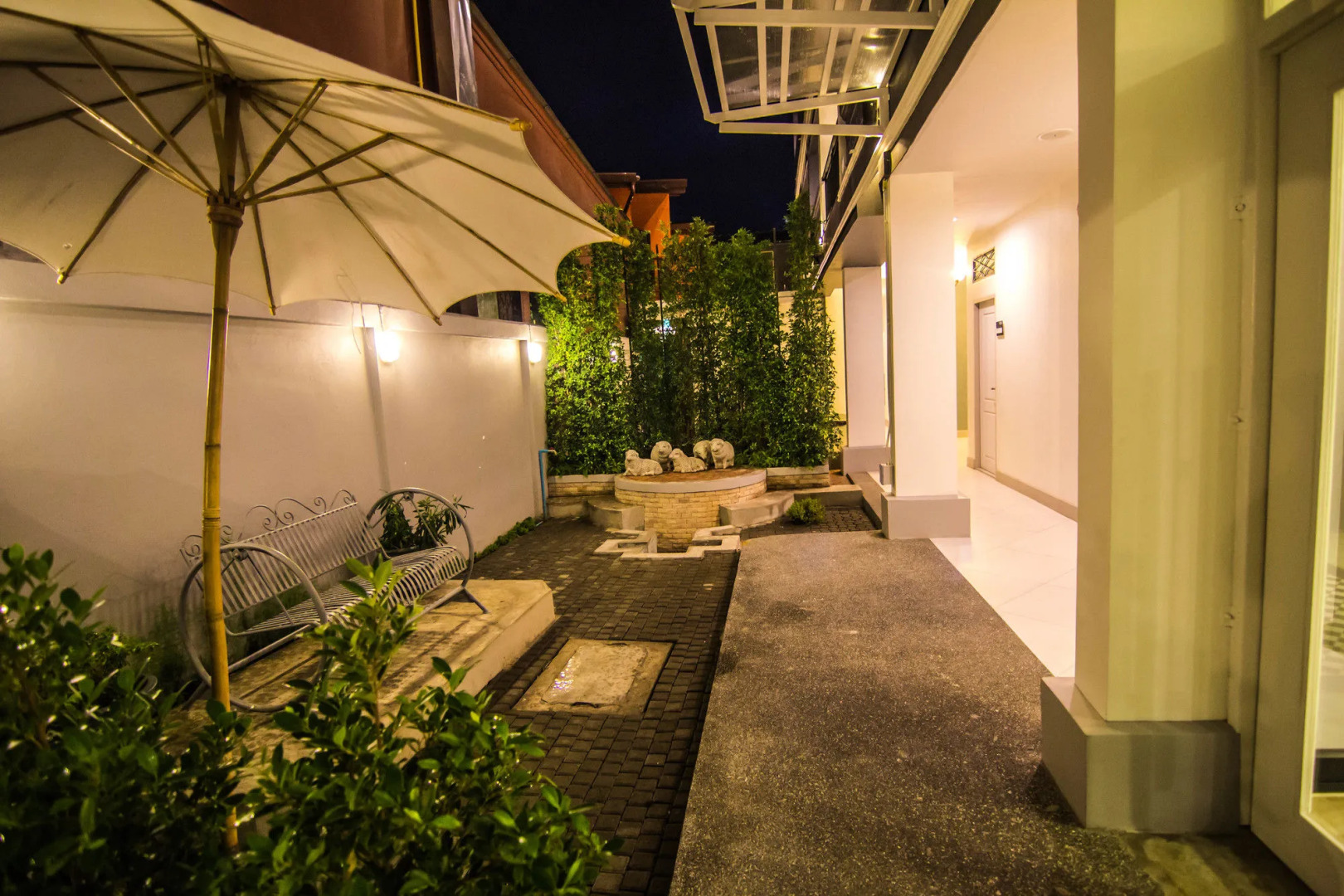 The Battery Park Midtown Boutique Hotel