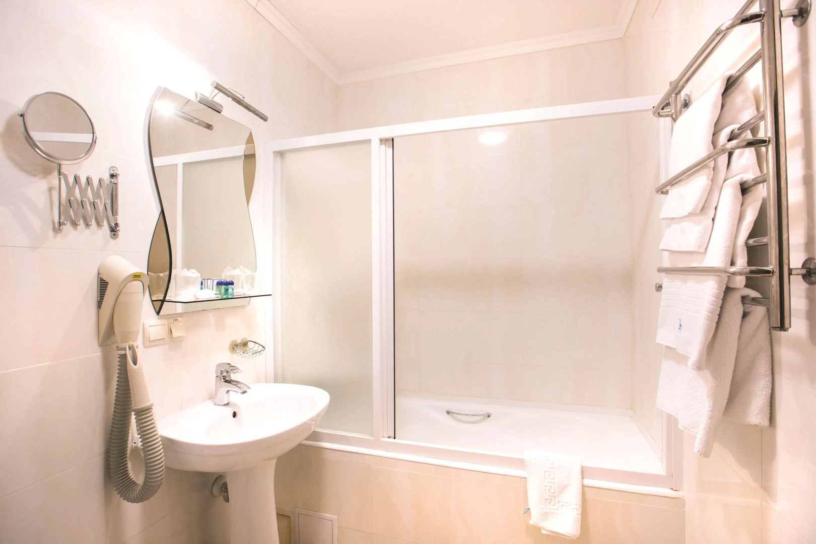 Гостиница «Днипро»