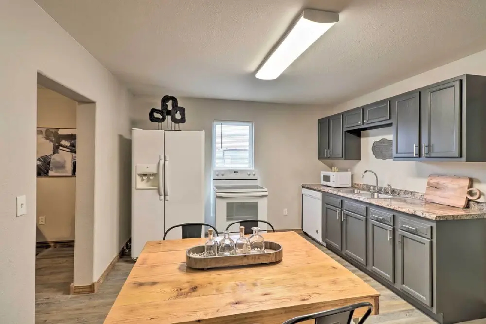 Historic West Plains Home: Walk to MSU + Dtwn
