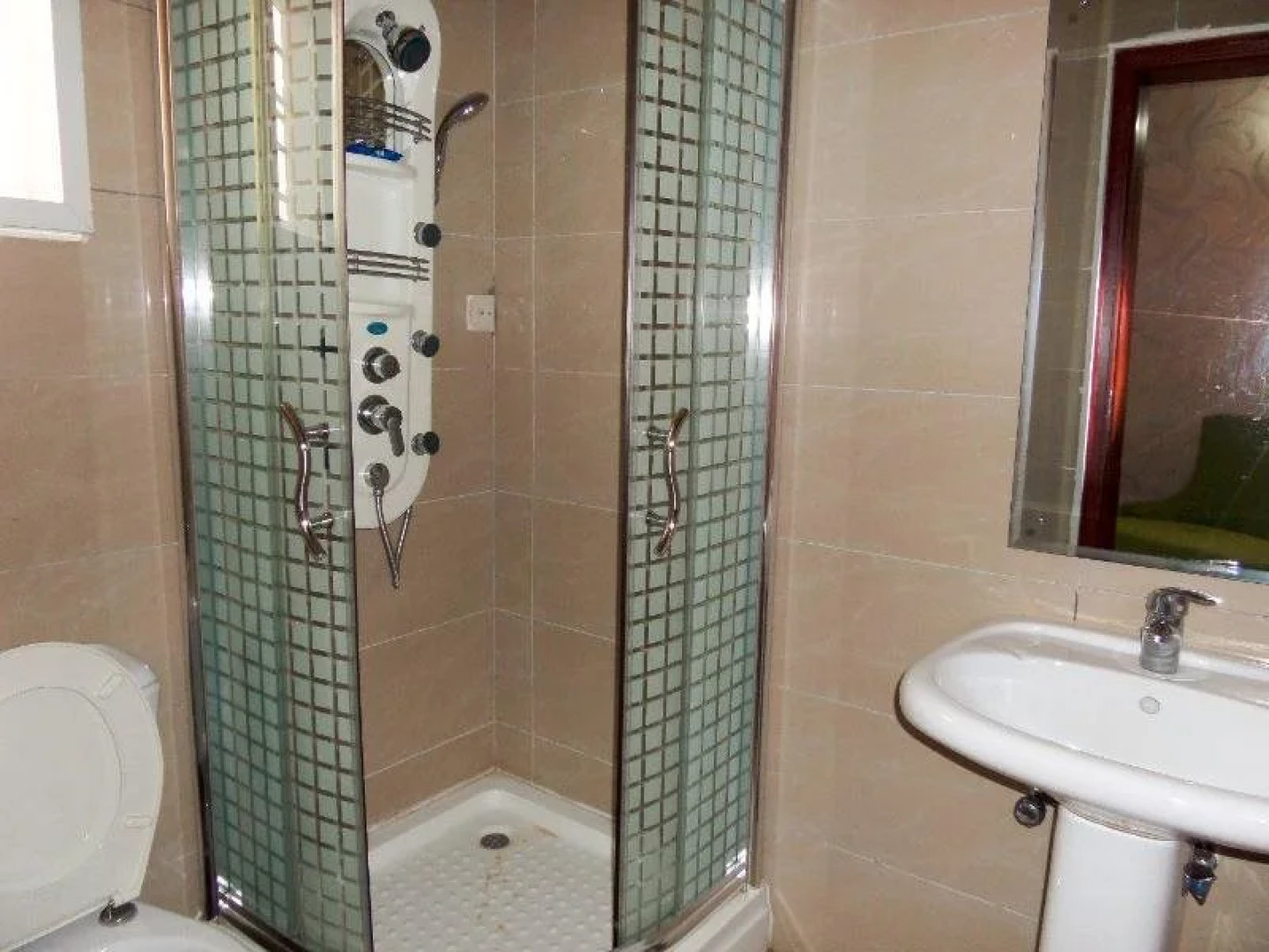 Lekki Astor Tourist Inn