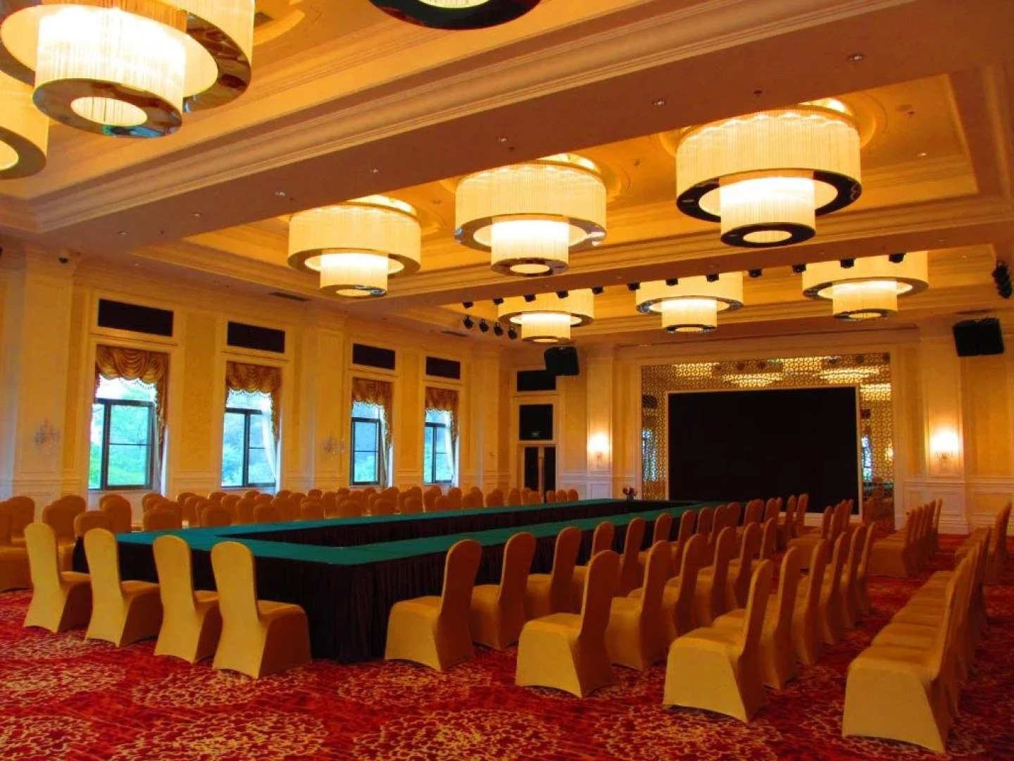 Country Garden Phoenix Hotel