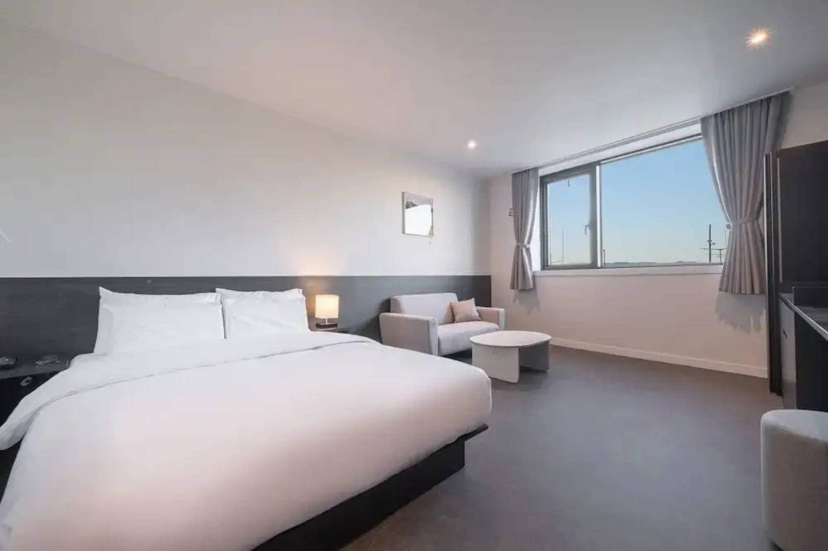 Workers Hotel Daejeon by Aank
