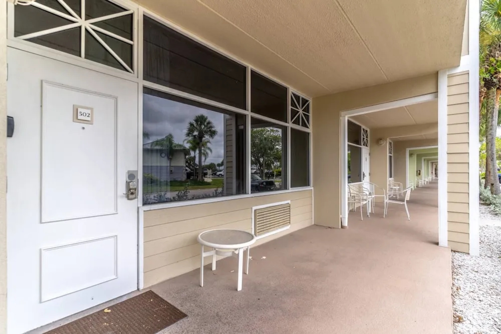 502 Little Harbor Inn