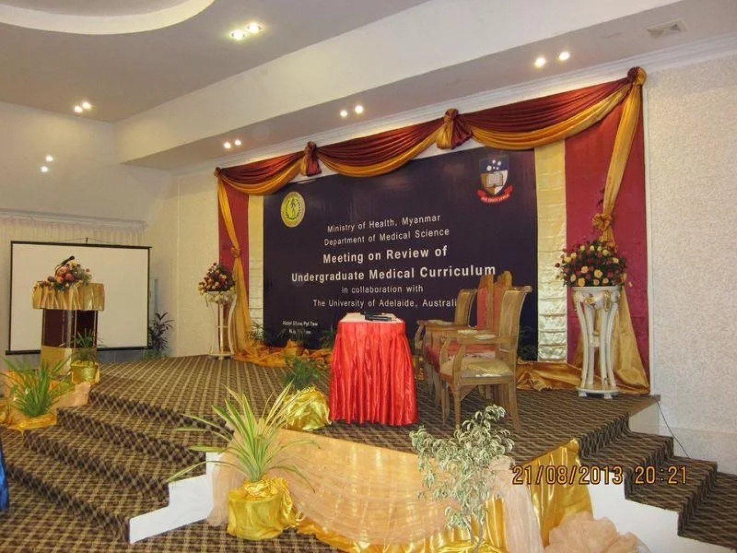 Hotel Golden Land