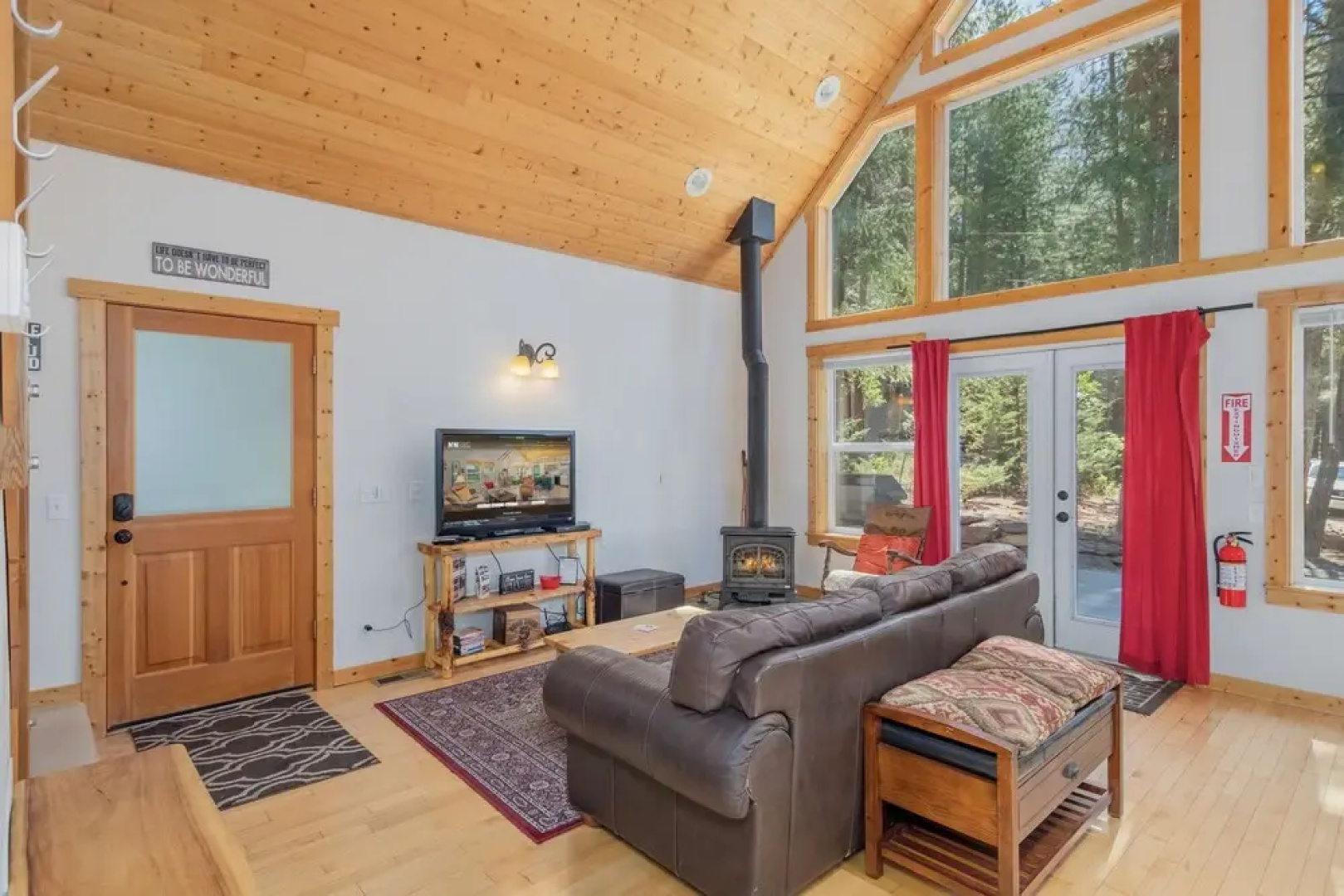 Cascades Adventure Cabin