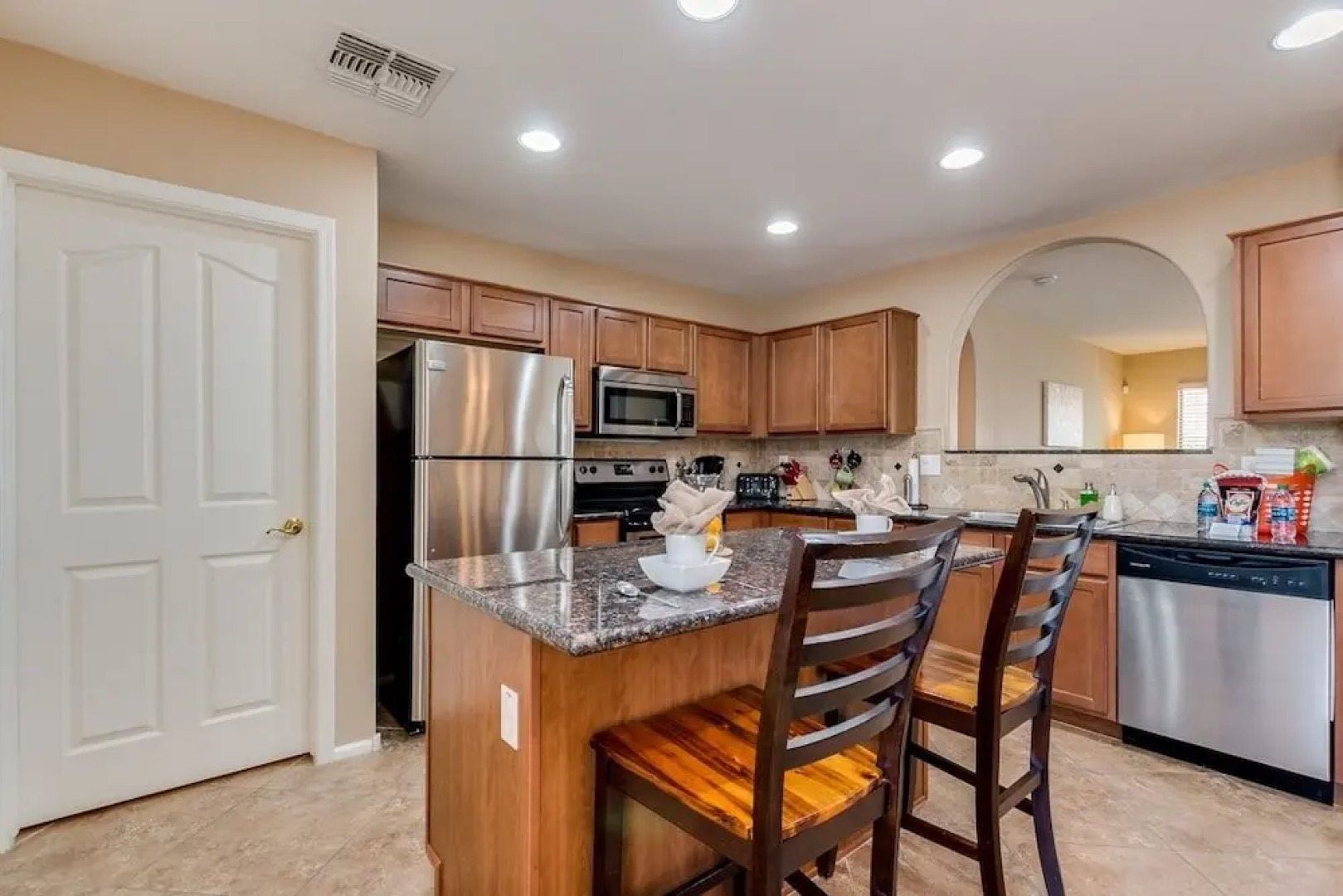 Stratford Place - 4 Br home by RedAwning