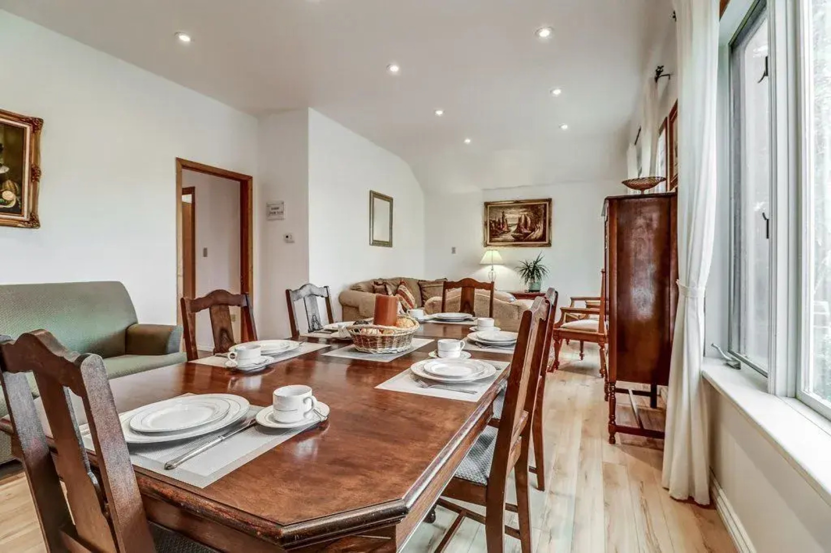 Vineyard Villa Bed & Breakfast